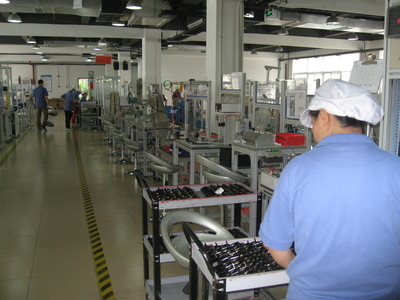 步進(jìn)電機(jī)生產(chǎn)線 價(jià)格、廠家與工控系統(tǒng)裝備解析——瑞安市鴻發(fā)汽摩產(chǎn)品檢測臺設(shè)備廠應(yīng)用實(shí)踐